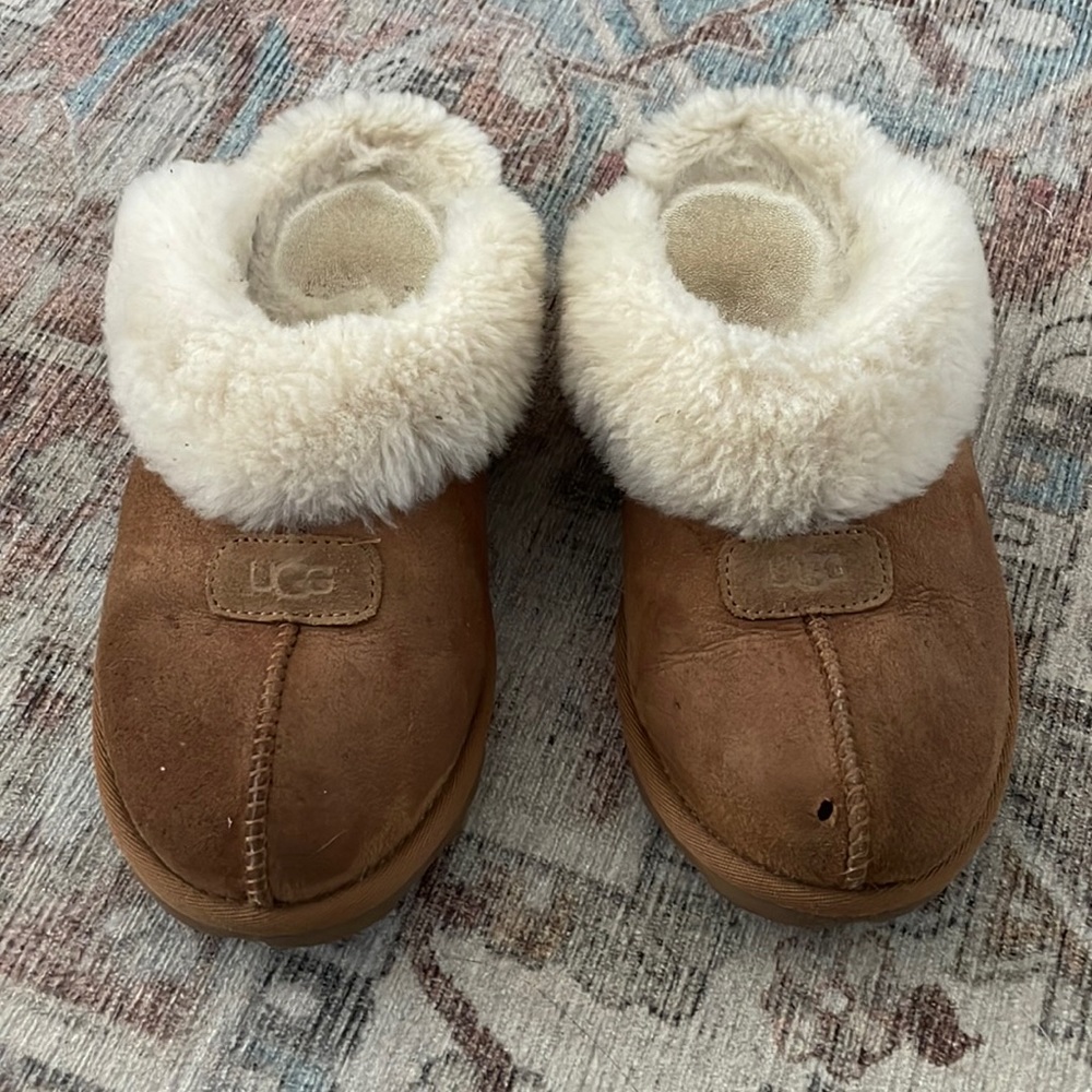 UGG Coquette Slippers, Chestnut, Sz 8